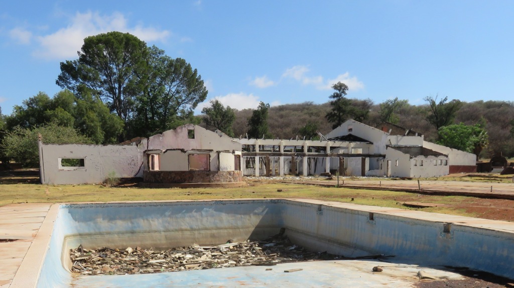 Pomfret club